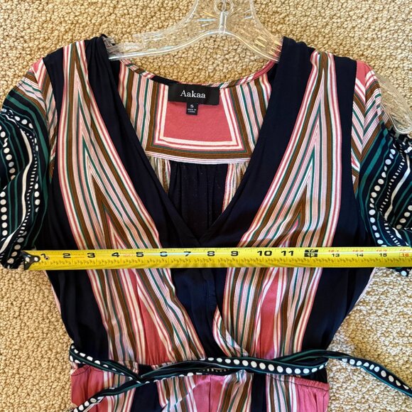 Short-Sleeve Floor-Length Modern Lady Dress - Picture 12 of 13